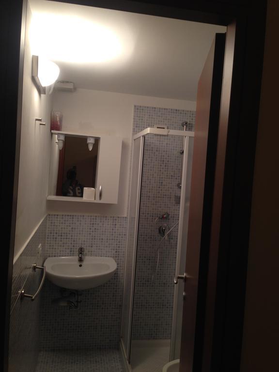 Le Charme House 2 Bed and Breakfast Rom Exteriör bild