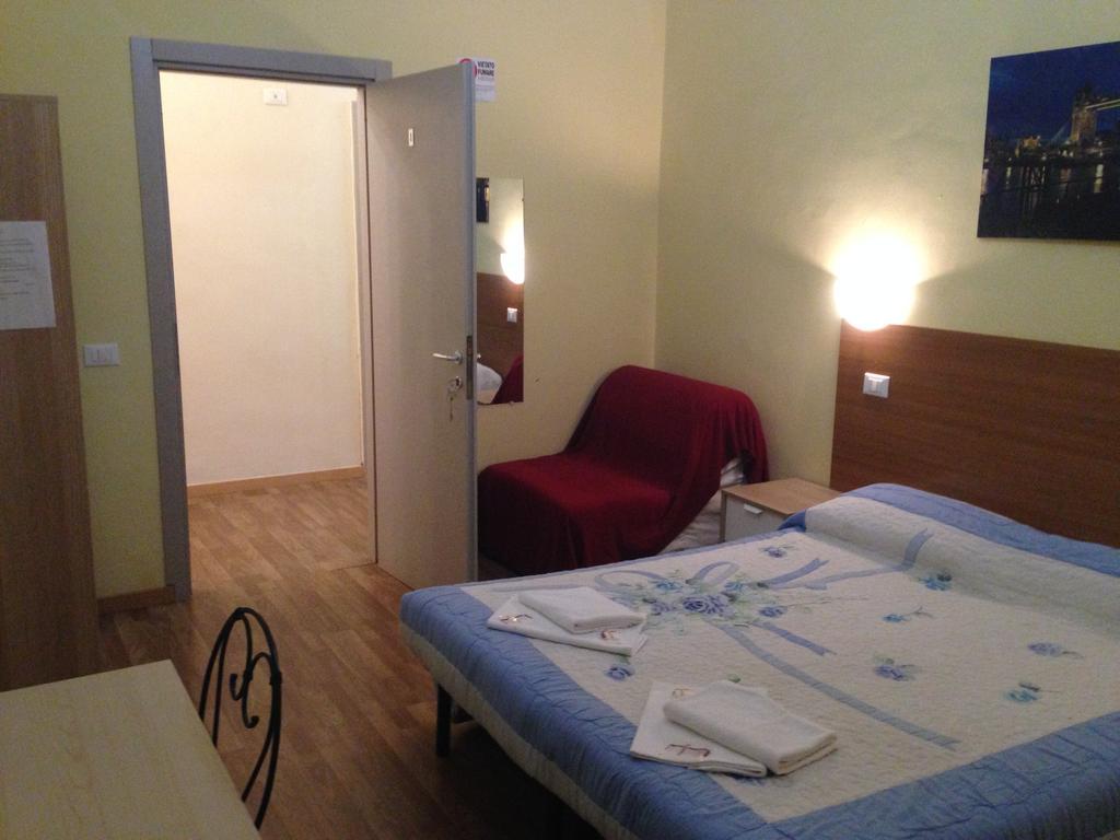 Le Charme House 2 Bed and Breakfast Rom Exteriör bild