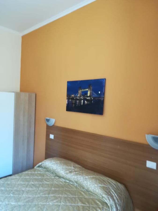 Le Charme House 2 Bed and Breakfast Rom Exteriör bild