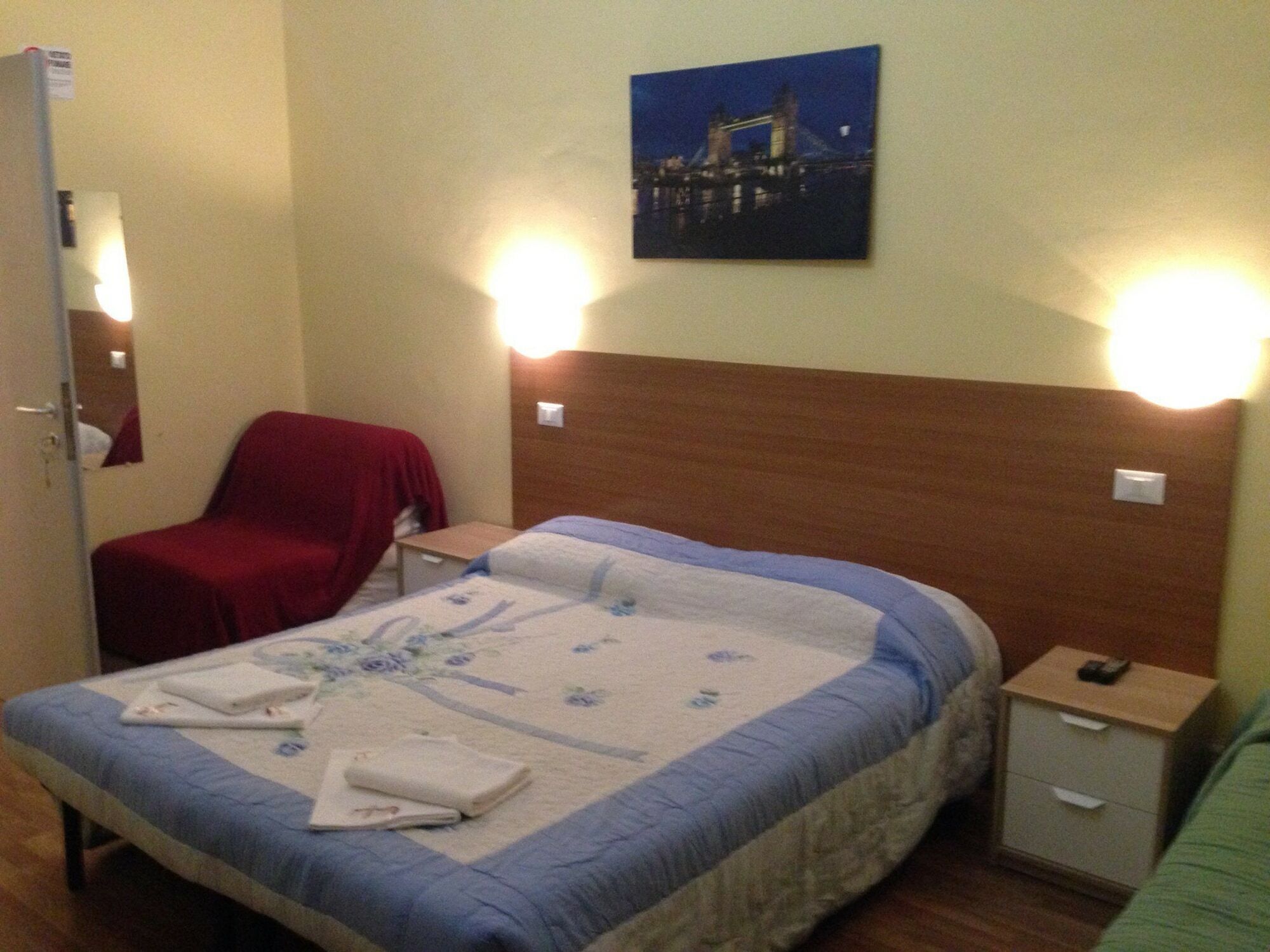 Le Charme House 2 Bed and Breakfast Rom Exteriör bild